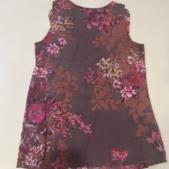 LOFT Women's Floral Sleeveless Top - Purple and Pink - Picture 2 of 5